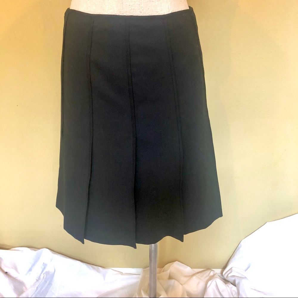 Tahari By Authur Levine Wool Pleted Skirt Sz4